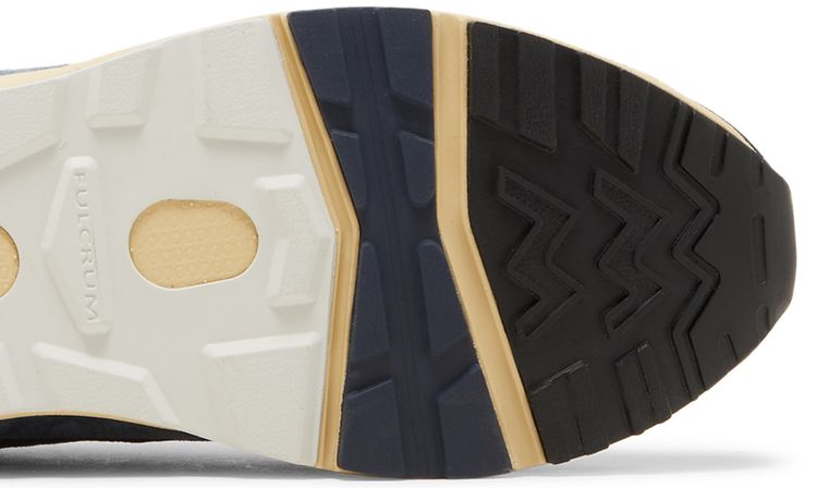 Karhu Fusion 20 India Ink