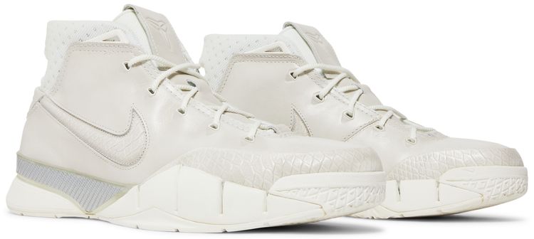 Nike Zoom Kobe 1 Fade To Black