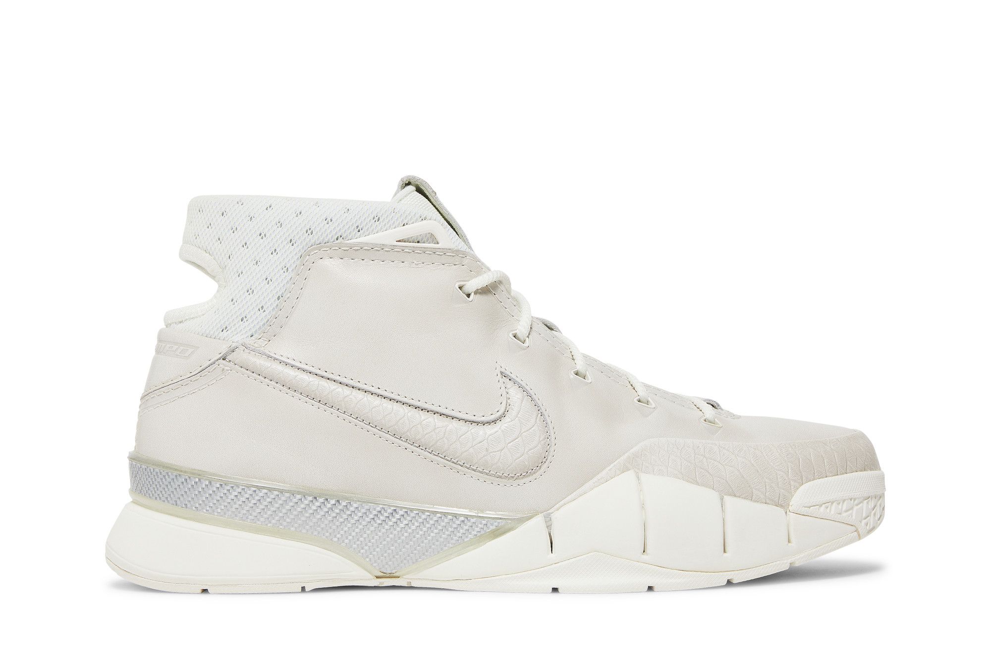 Kobe best sale 1 ftb