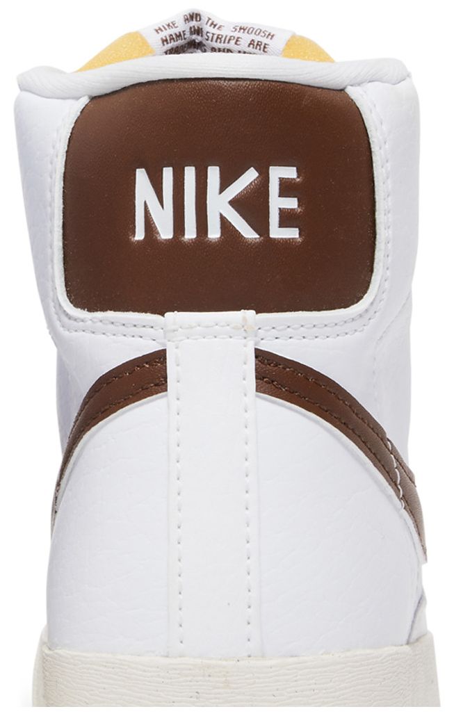 Nike Wmns Blazer Mid 77 Next Nature Cacao Wow