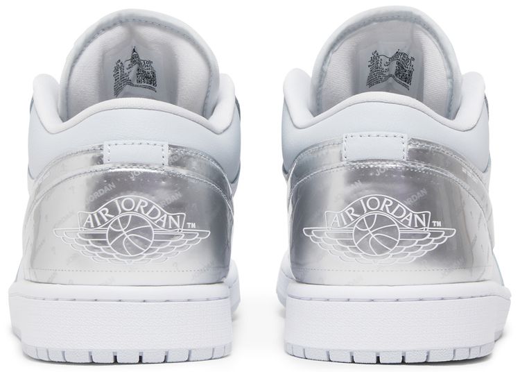 Air Jordan 1 Low SE Tear Away