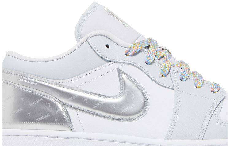 Air Jordan 1 Low SE Tear Away