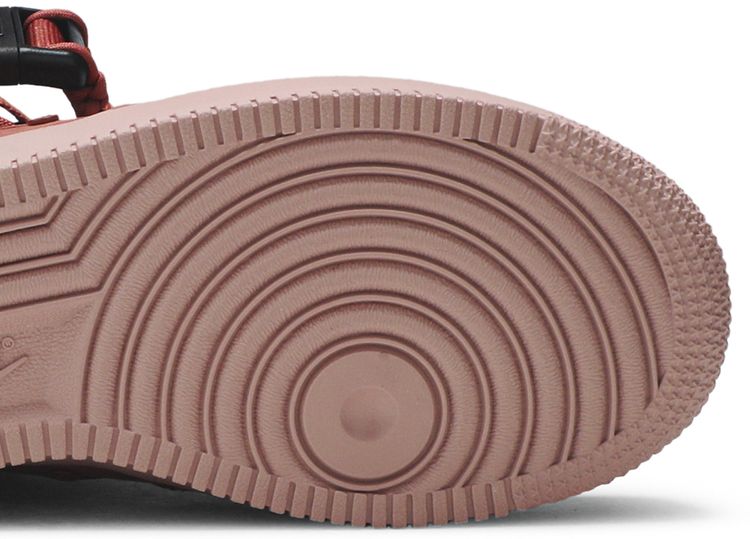 Nike Wmns SF Air Force 1 High Dusty Peach