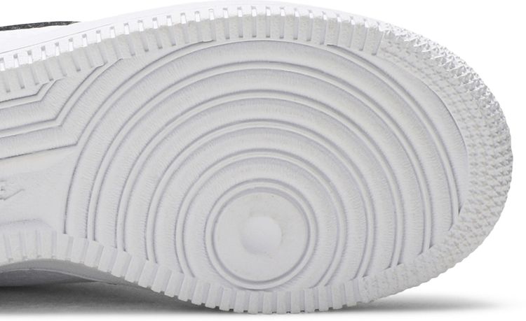 Nike Air Force 1 LV8 Utility GS Overbranding