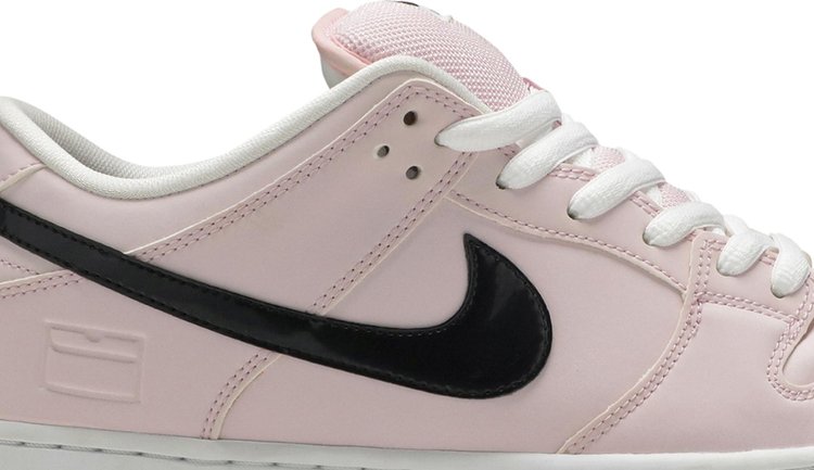 SB Dunk Low Pink Box