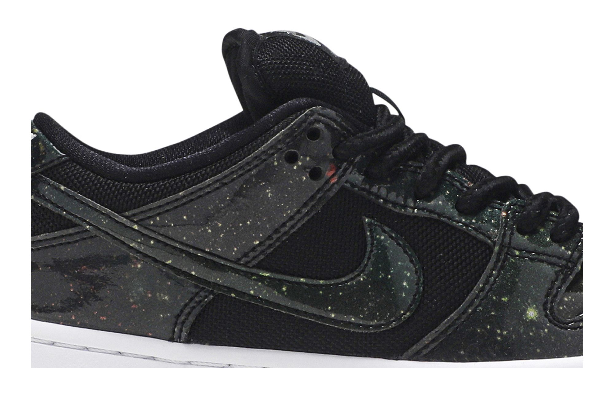 Nike sb dunk galaxy on sale