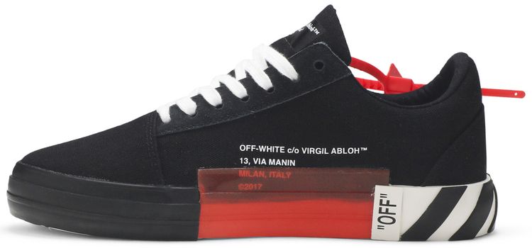 Off White Vulc Low Top Black