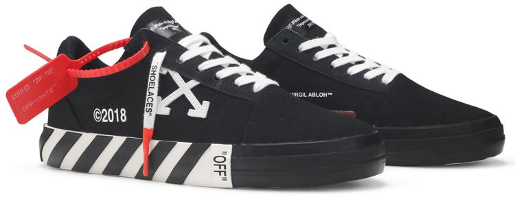 Off White Vulc Low Top Black