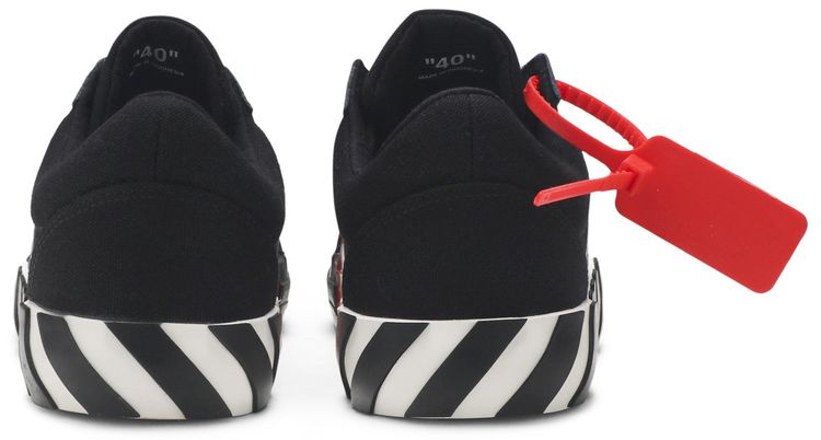 Off White Vulc Low Top Black