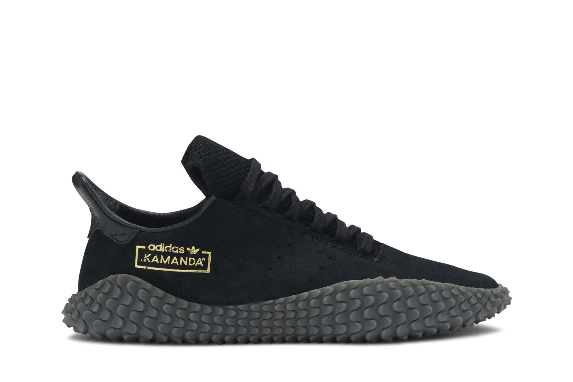 Kamanda Triple Black