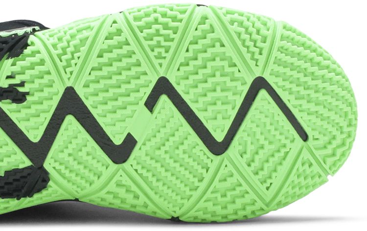 Nike Kyrie 4 PS Halloween