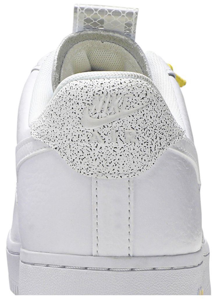 Nike Wmns Air Force 1 07 Lux White Reflective