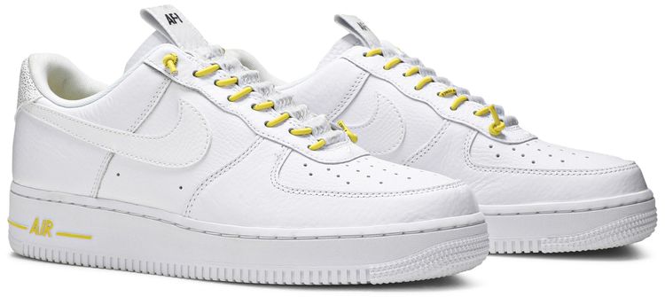 Nike Wmns Air Force 1 07 Lux White Reflective
