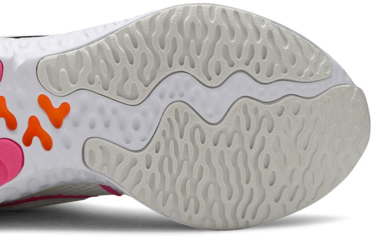 Nike Wmns Renew Run Platinum Pink Blast