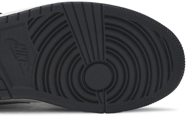 Air Jordan 1 Mid Camo