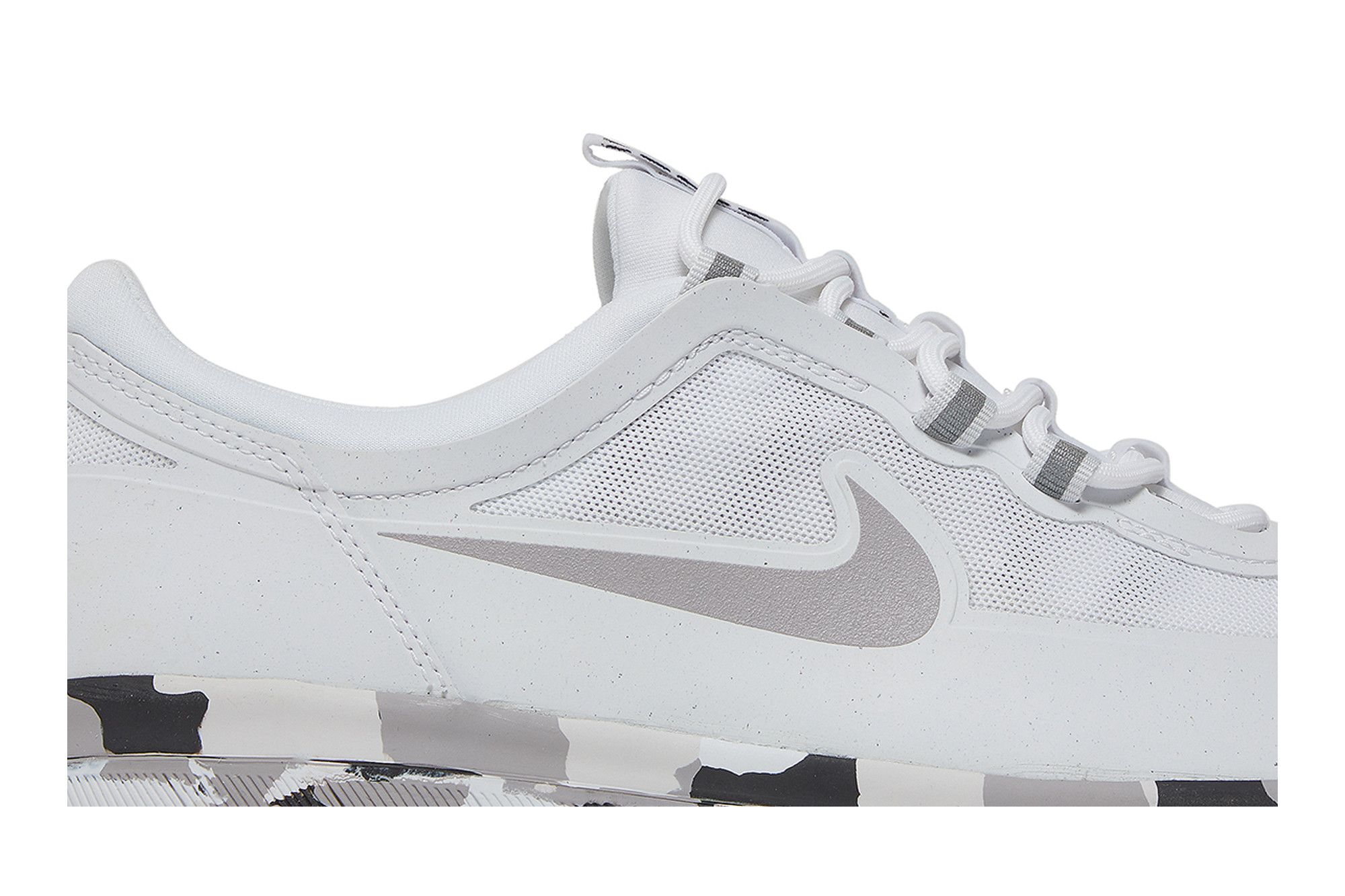 NIKE Men s SB Nyjah Free 2 Shoes