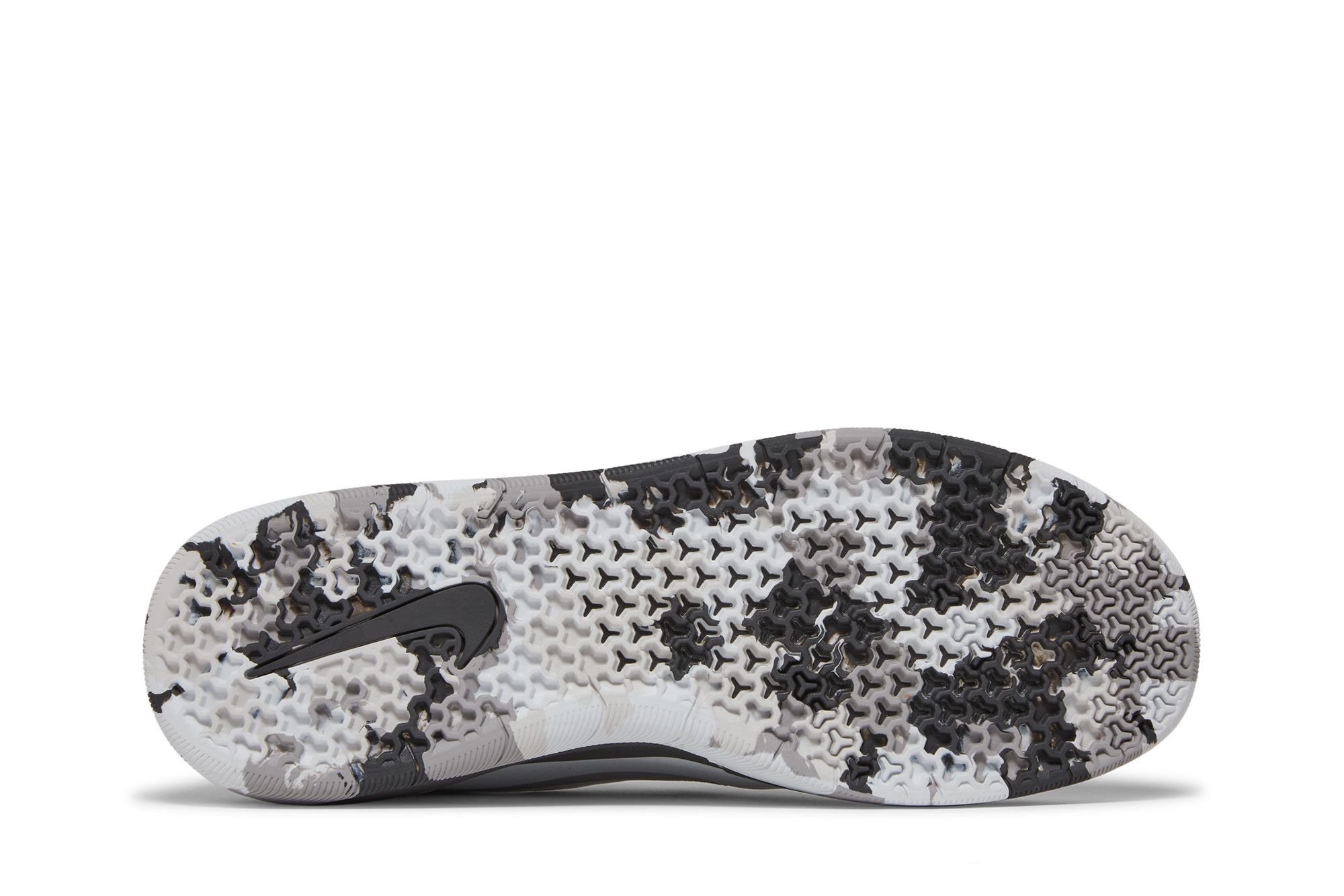 Nike sb nyjah camo sales