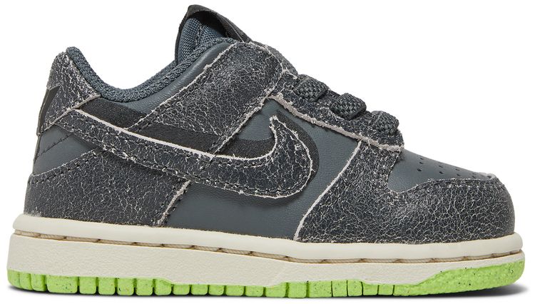 Nike Dunk Low SE TD Halloween   Cauldron