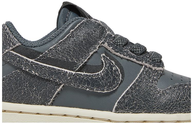 Nike Dunk Low SE TD Halloween   Cauldron