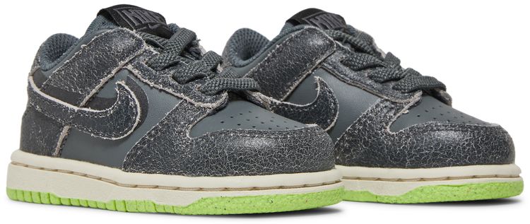 Nike Dunk Low SE TD Halloween   Cauldron