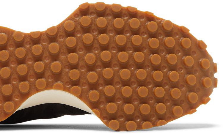 New Balance Wmns 327 Black White Gum