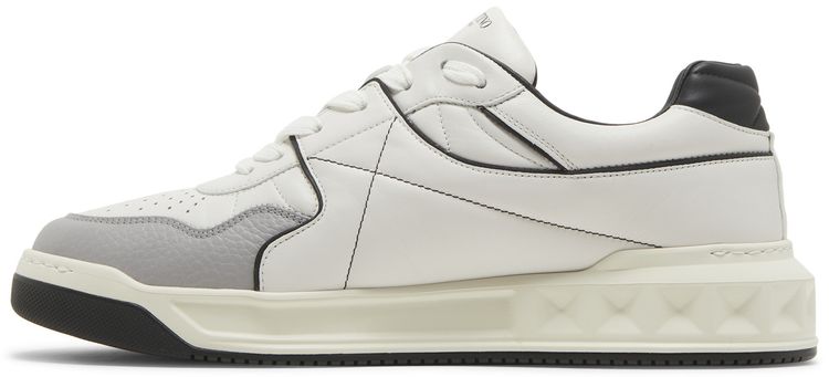Valentino One Stud Low White Black