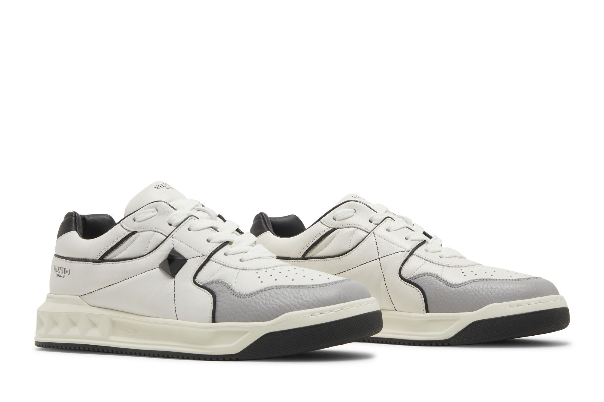 Buy Valentino One Stud Low 'White Black' - WY2S0E71 NWN 0N2