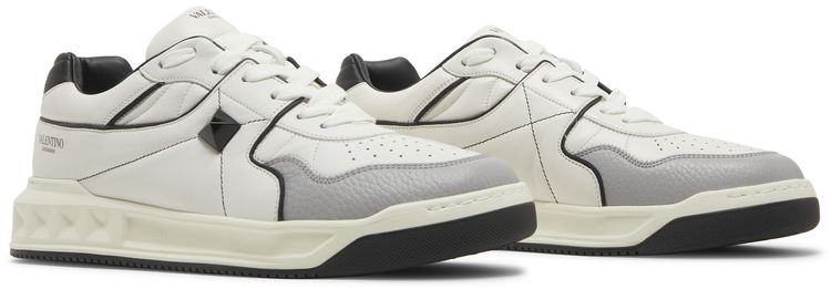 Valentino One Stud Low White Black