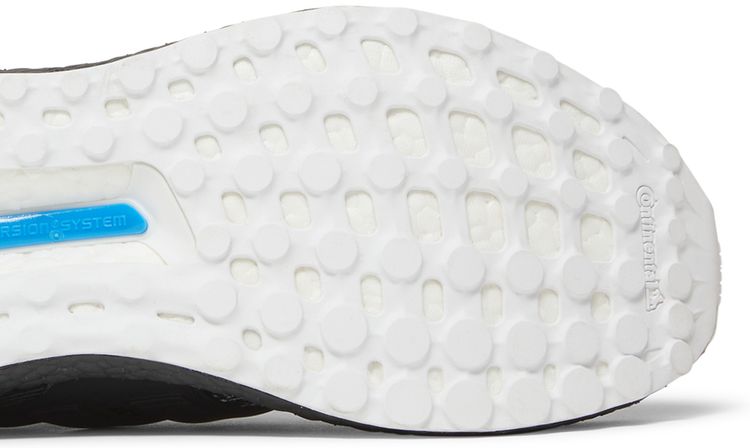 Adidas UltraBoost 40 Breast Cancer Awareness Sample