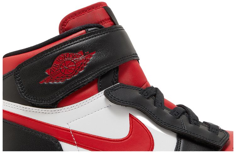 Air Jordan 1 High FlyEase Bred Toe