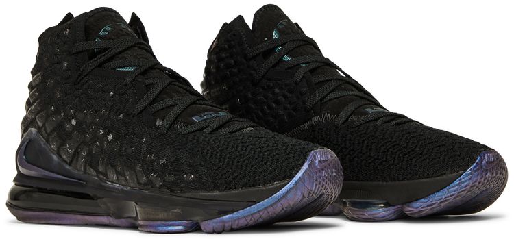 Nike LeBron 17 EP Global Currency
