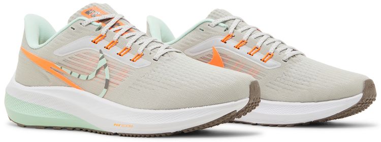 Nike Wmns Air Zoom Pegasus 39 Premium Photon Dust Orange Mint