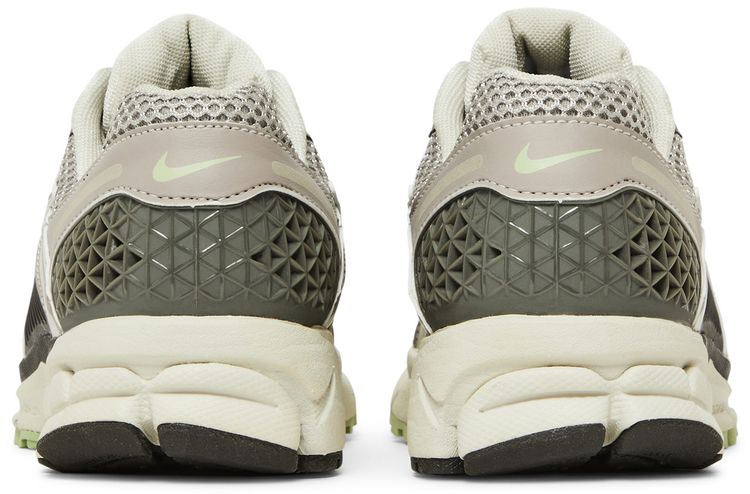Wmns Air Zoom Vomero 5 Cobblestone
