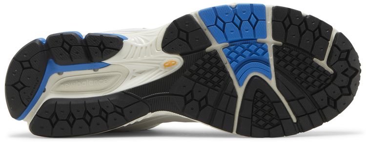 New Balance 2002R Vibrant Apricot