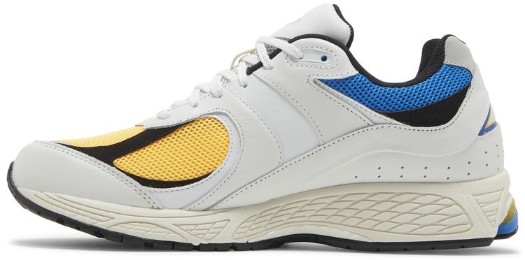 New Balance 2002R Vibrant Apricot