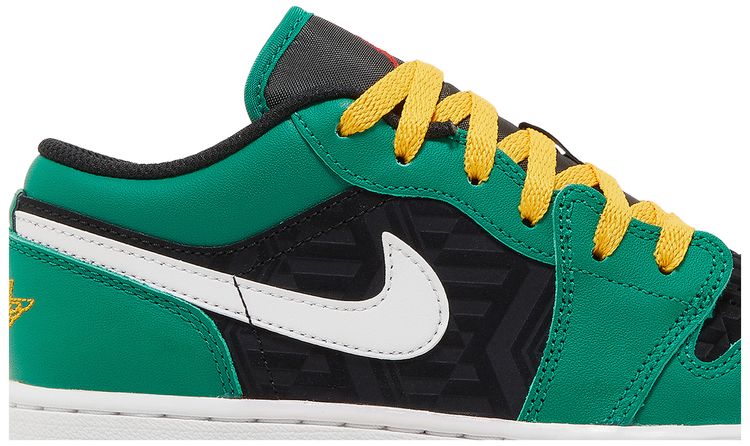 Air Jordan 1 Low SE GS Christmas