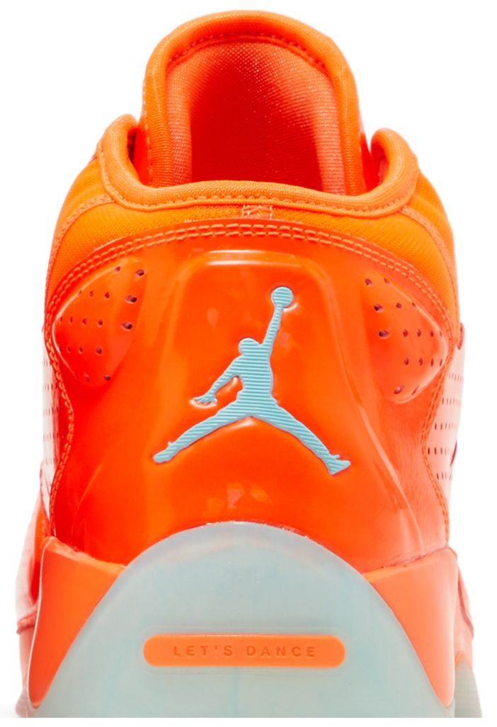 Air Jordan Zion 2 Hyper Crimson