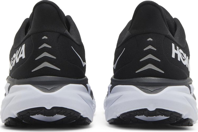 Wmns Clifton 8 Black White