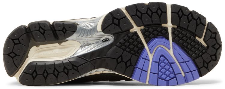 atmos x New Balance 1906R Tokyo Dimension