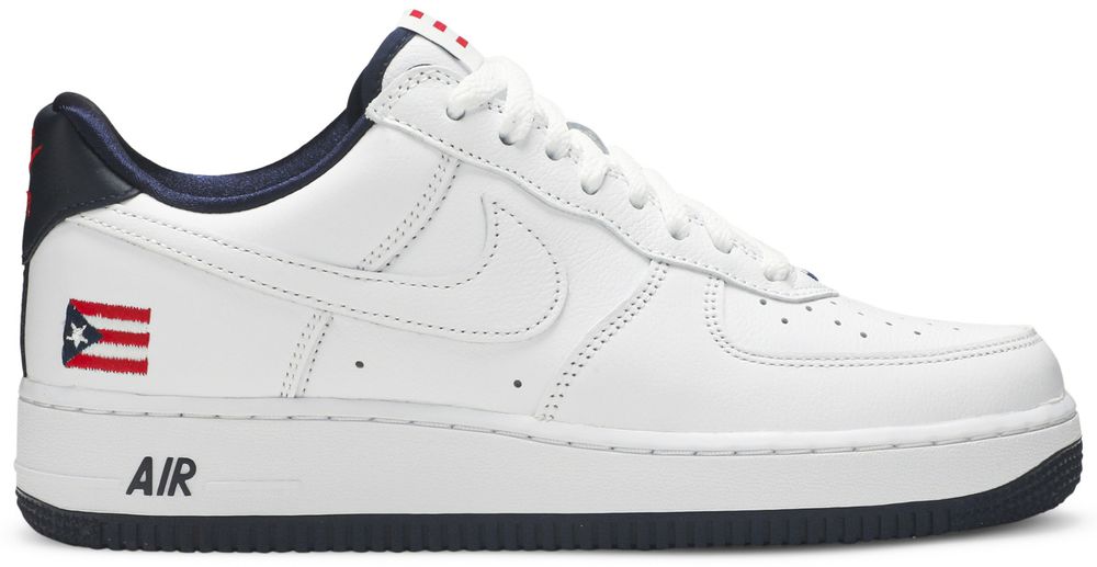 nike cheer white sneakers