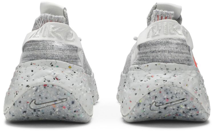 Nike Wmns Space Hippie 04 This Is Trash   Crimson