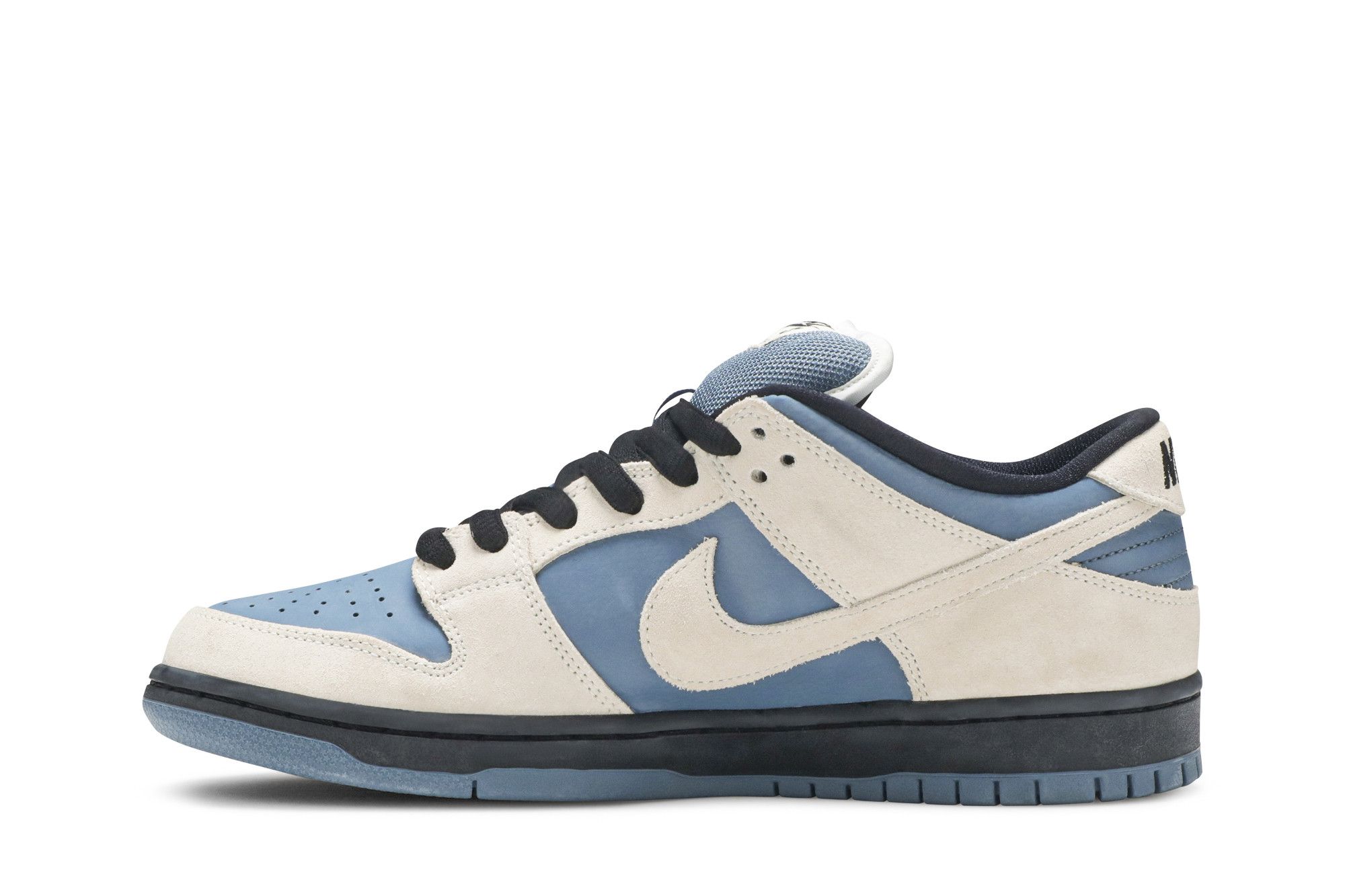 Nike sb dunk low pro light cream top