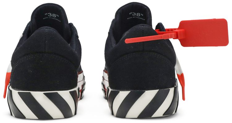 Off White Wmns Vulc Low Top Black
