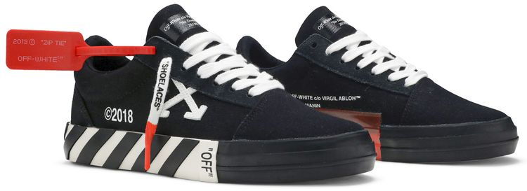 Off White Wmns Vulc Low Top Black