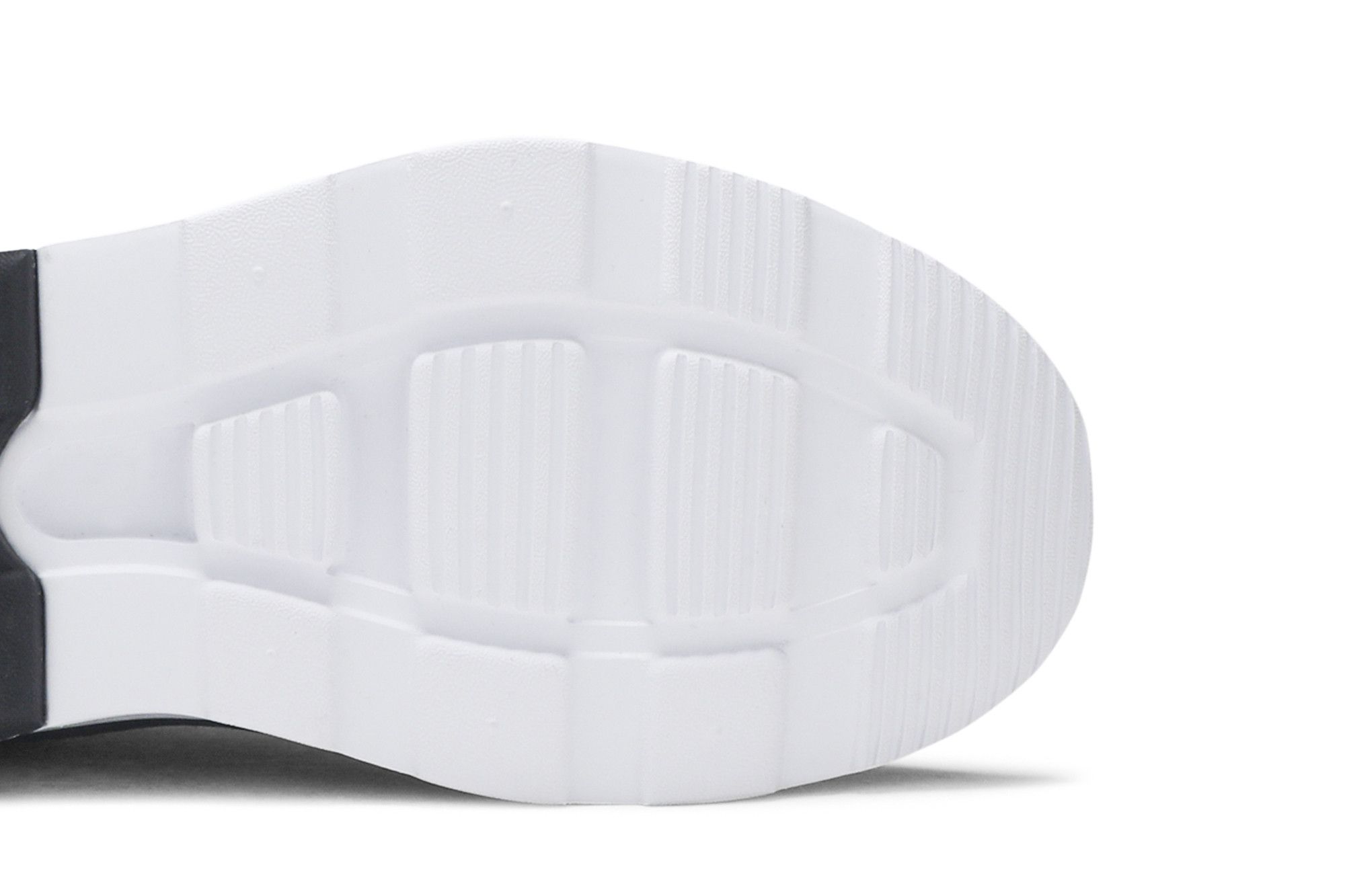 air max motion 2 athletic sneaker