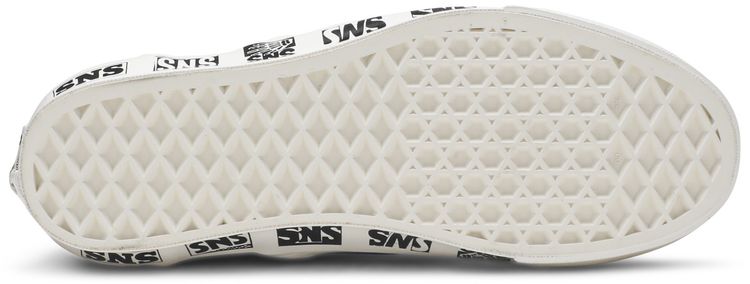 Sneakersnstuff x Vans Slip On LX Venice Beach