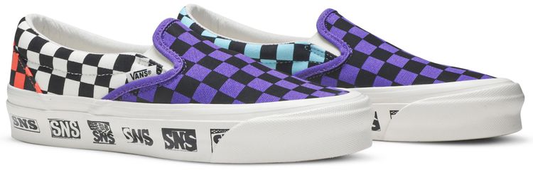 Sneakersnstuff x Vans Slip On LX Venice Beach