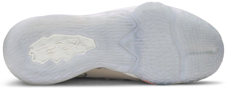 Nike LeBron 17 Low Easter