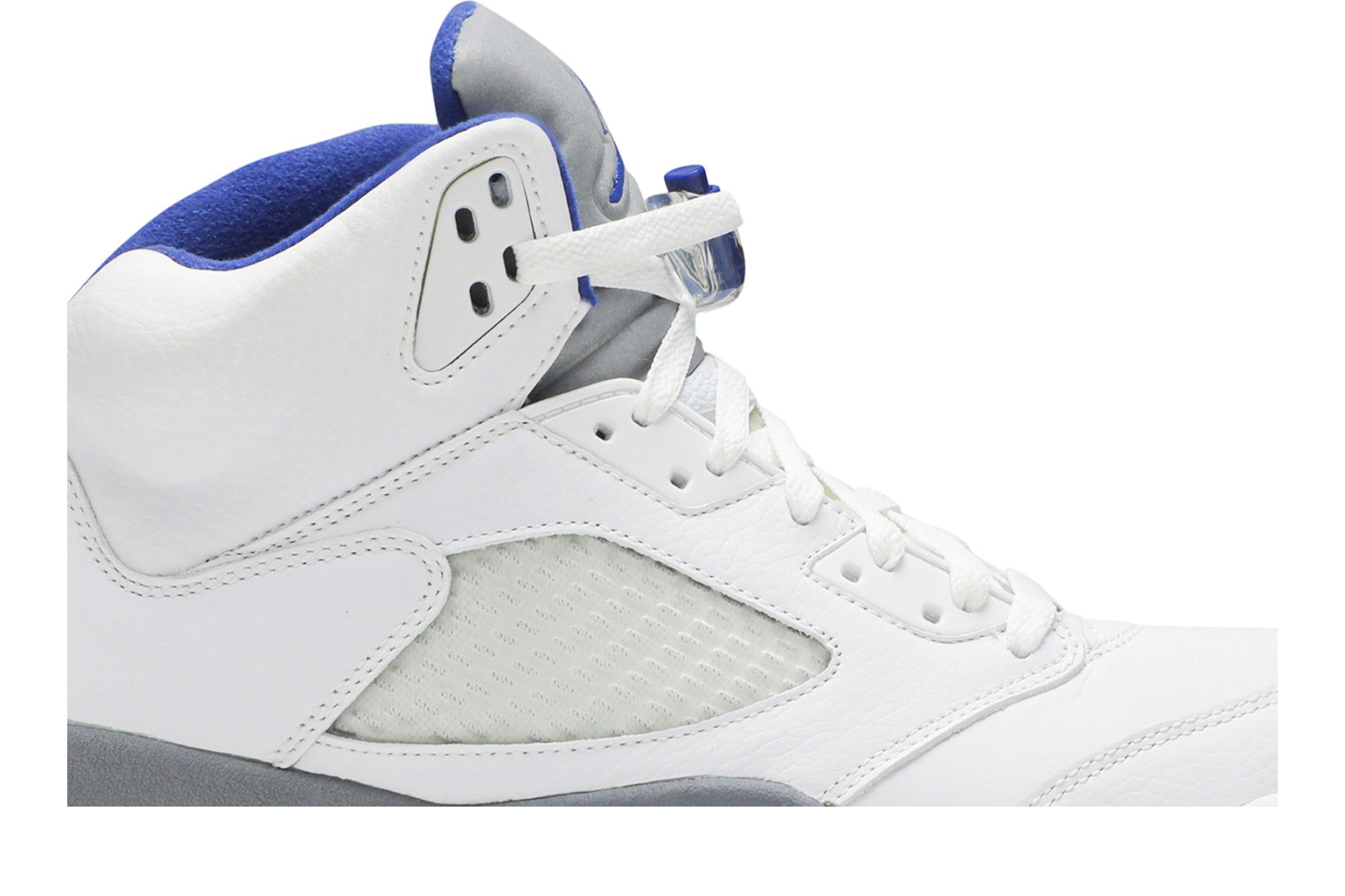 Jordan retro 5 blue and white deals