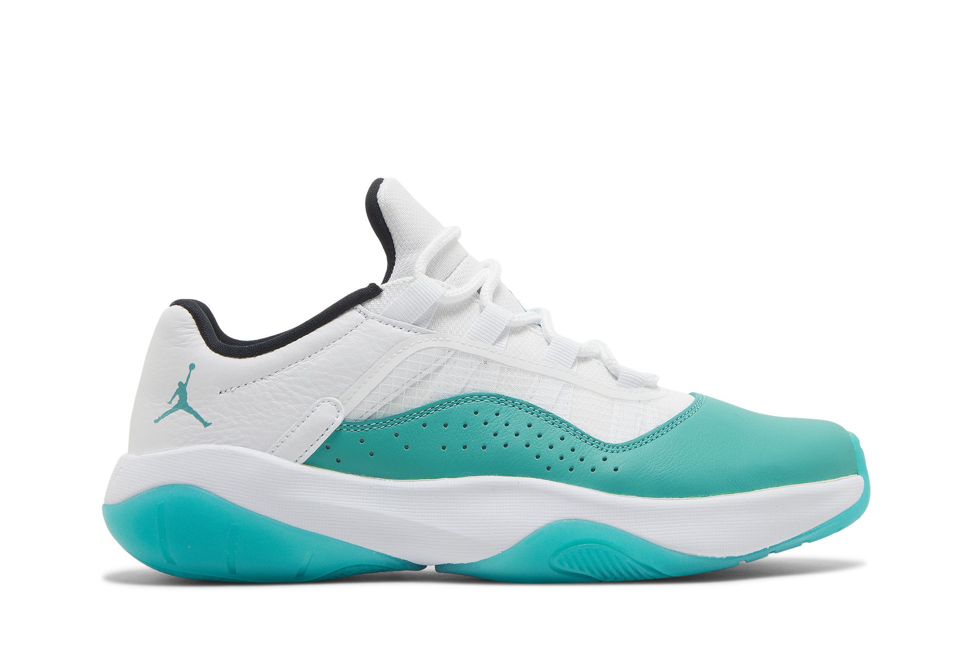 Jordan sales xi emerald